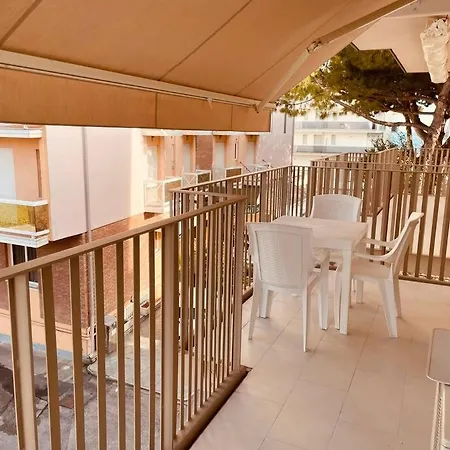 Apartament Soyus 10 *