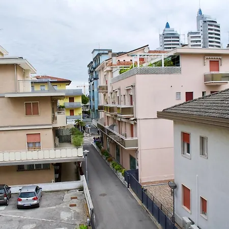 Soyus 10 Apartment *